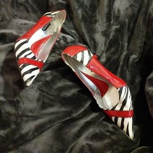 Fabulous Red & Zebra Print Pointed Kitten Heels